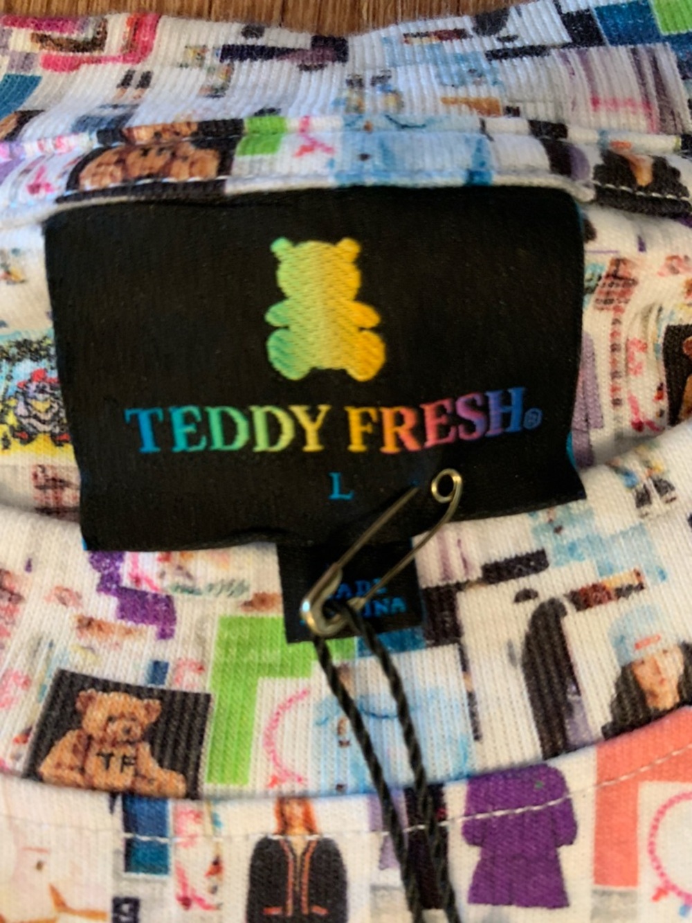Teddy Fresh NWT Desktop Tee Long Sleeve Crewneck Large Allover Print Streetwear